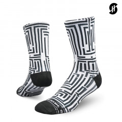 Maze Socks Black White